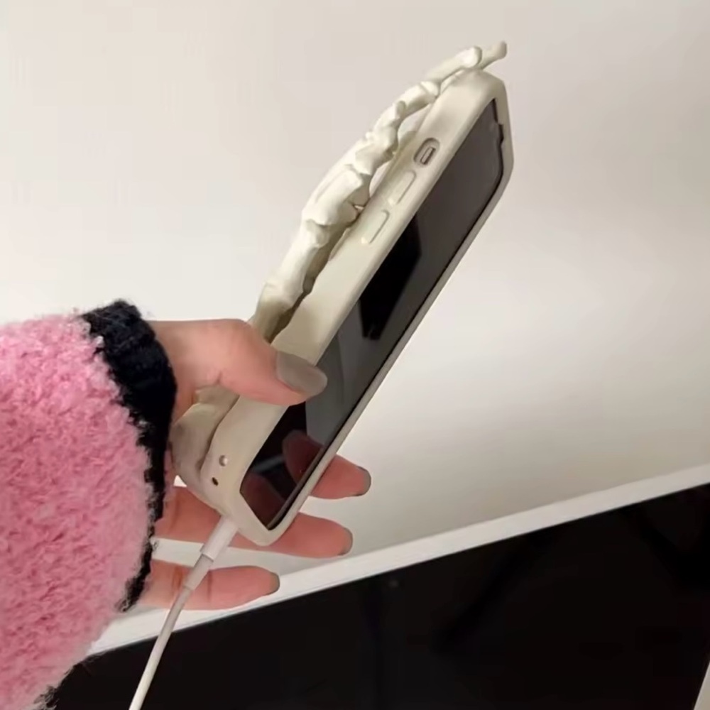 Skeleton Hand iPhone 16 pro max cover - Picture 4 of 5